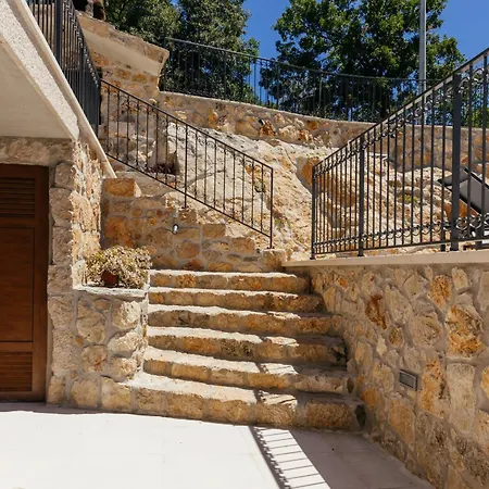 Mila Imotski Makarska Villa Zmijavci